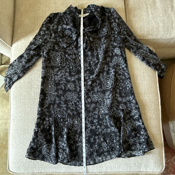 Loft Women’s Etched Floral Bow Flounce Dress Black/white Size MP NWT $89.95 - Picture 9 of 9